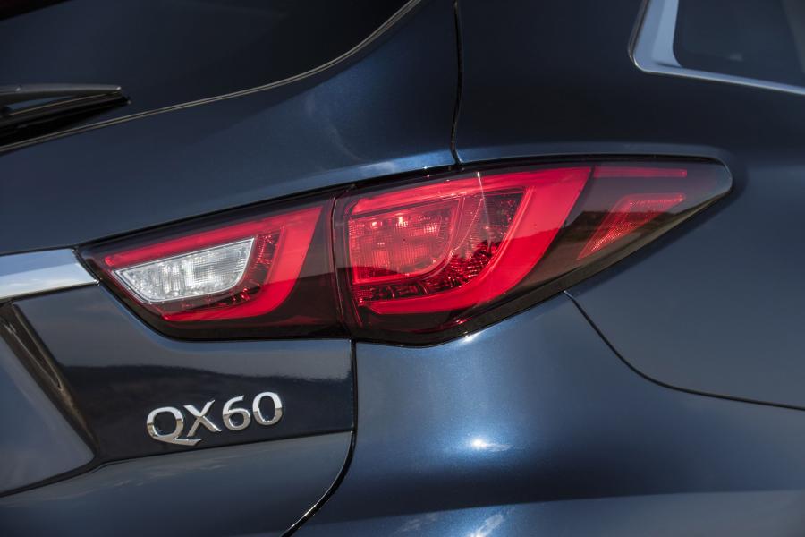 Детали экстерьера Infiniti QX60 3.5 (L50) 2016 года  (фото 31 из 34)